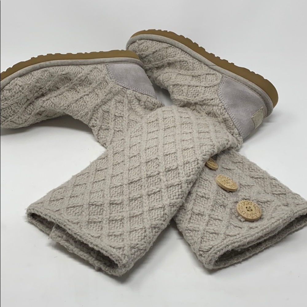 Ugg Classic Cardy Lattice Knit Light Grey Boots